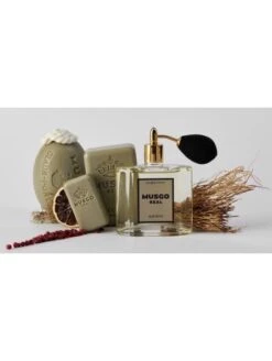 Jabón 1887 Musgo Real 160 G -Gifts And Care-ES.com jabon 1887 musgo real 160 g 2