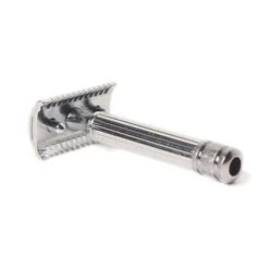 Maquinilla Afeitar Clásica Fatip Grande Cromada Peine Abierto 17 Maquinilla Afeitar Clásica Fatip Grande Cromada Peine Abierto -Gifts And Care-ES.com maquinilla afeitar clasica fatip grande cromada peine abierto 1 7