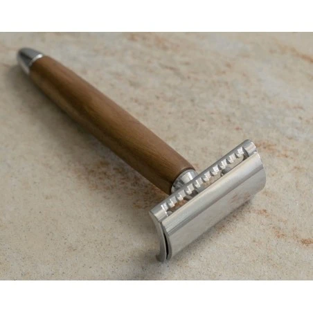 Maquinilla Afeitar Clásica Fatip "Gentile" Madera De Nogal Peine Cerrado 6 Maquinilla Afeitar Clásica Fatip "Gentile" Madera De Nogal Peine Cerrado - Imagen 4