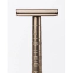 Maquinilla De Afeitar Clásica Aluminio Bronze Agresividad Leve Henson Shaving 22 Maquinilla De Afeitar Clásica Aluminio Bronze Agresividad Leve Henson Shaving -Gifts And Care-ES.com maquinilla de afeitar clasica aluminio bronze agresividad leve henson shaving 20 4