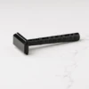 Maquinilla De Afeitar Clásica Jet Black Agresividad Leve Henson Shaving 2 Maquinilla De Afeitar Clásica Jet Black Agresividad Leve Henson Shaving -Gifts And Care-ES.com maquinilla de afeitar clasica jet black agresividad leve henson shaving 20