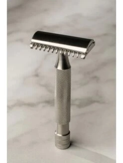 Maquinilla De Afeitar Slant Peine Abierto Acabado Brillo Above The Tie