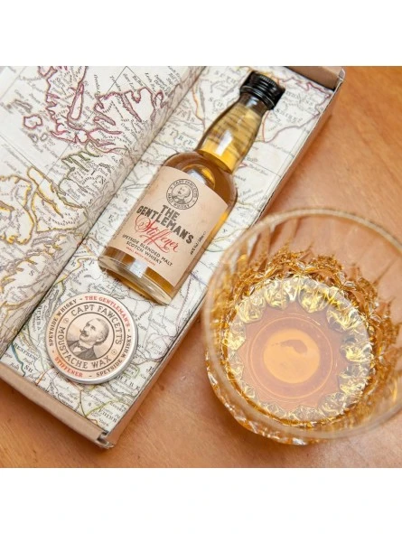 Pack Regalo Cera Bigote Whisky & Botella Whisky Captain Fawc 4 Pack Regalo Cera Bigote Whisky & Botella Whisky Captain Fawc - Imagen 2