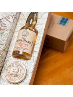 Pack Regalo Cera Bigote Whisky & Botella Whisky Captain Fawc